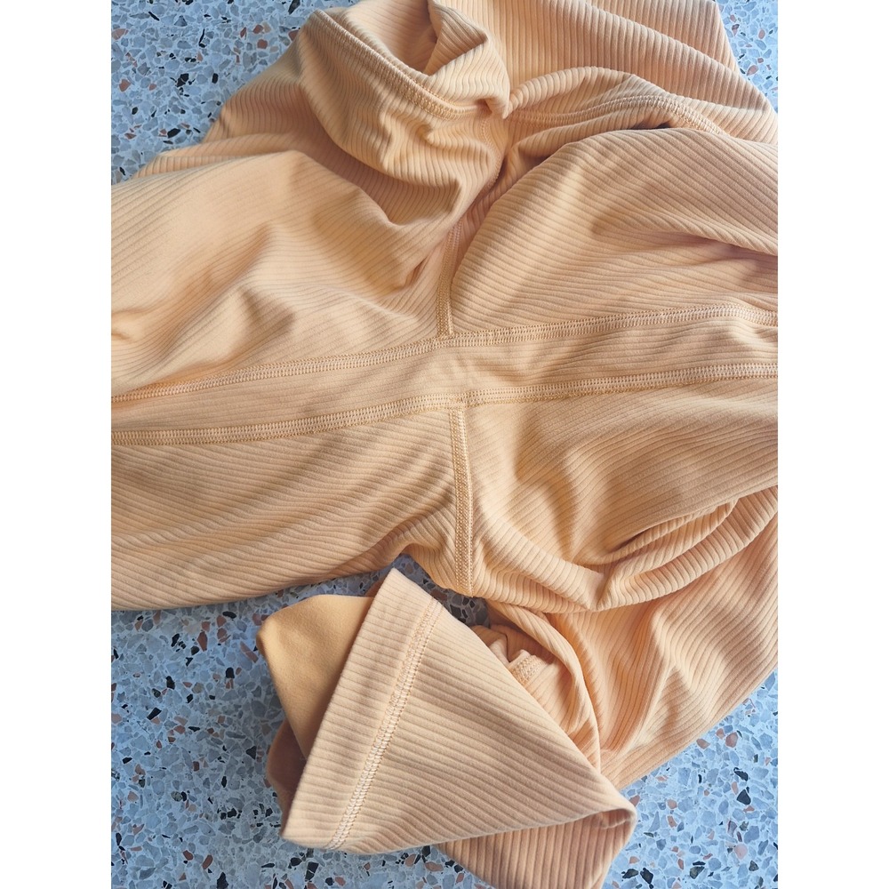 01 Lululemon Align Ribbed High Rise Pant‎ 25" - Picture 8 of 11